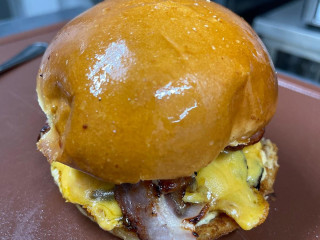 Boom Burger Titan
