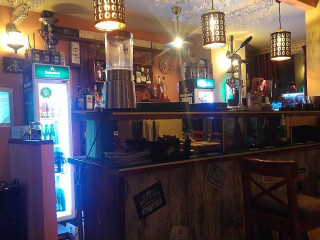 Pub Caffe Racari