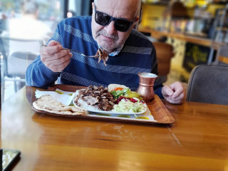 Zeina Kebap