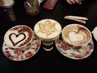 Glitter Cafe