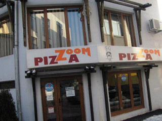 Pizza Zoom