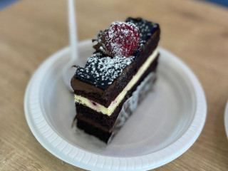 Yasmin Bakery