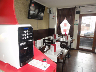 Ely's Pizza