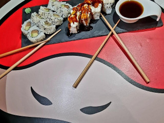 Baiatu' Cu Sushi Poke