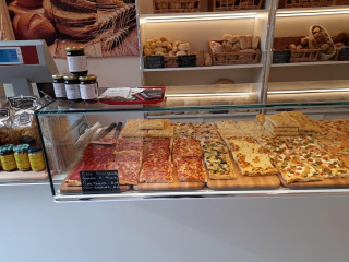 Ad Hoc At Kazeboo Beach Mamaia