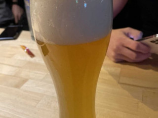 Supporter Sports Pub & Grill