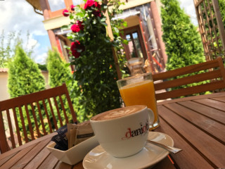 Cafeneaua Danioti