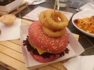 Dodo Bistro Boutique