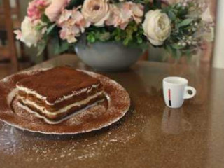 Luiza Tante Cofetarie Patiserie Traditionala