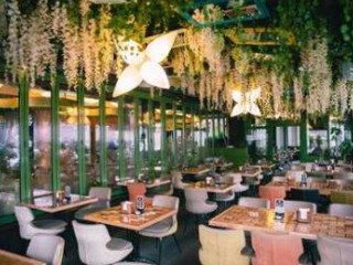 Mamma Mia Restaurant & Catering