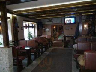 Studio Bar