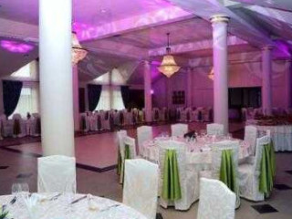 Girux Ballroom