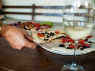 Corretto Caffe-pizza&grill