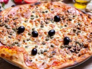 Magic Pizza