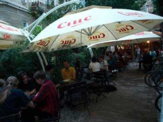 Share Cafe