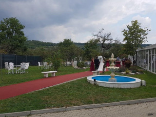 Livada De Meri Simba Weddings